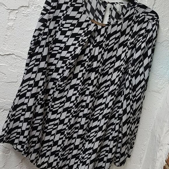 Cato lg slve button up  blk&white blouse - Picture 7 of 15
